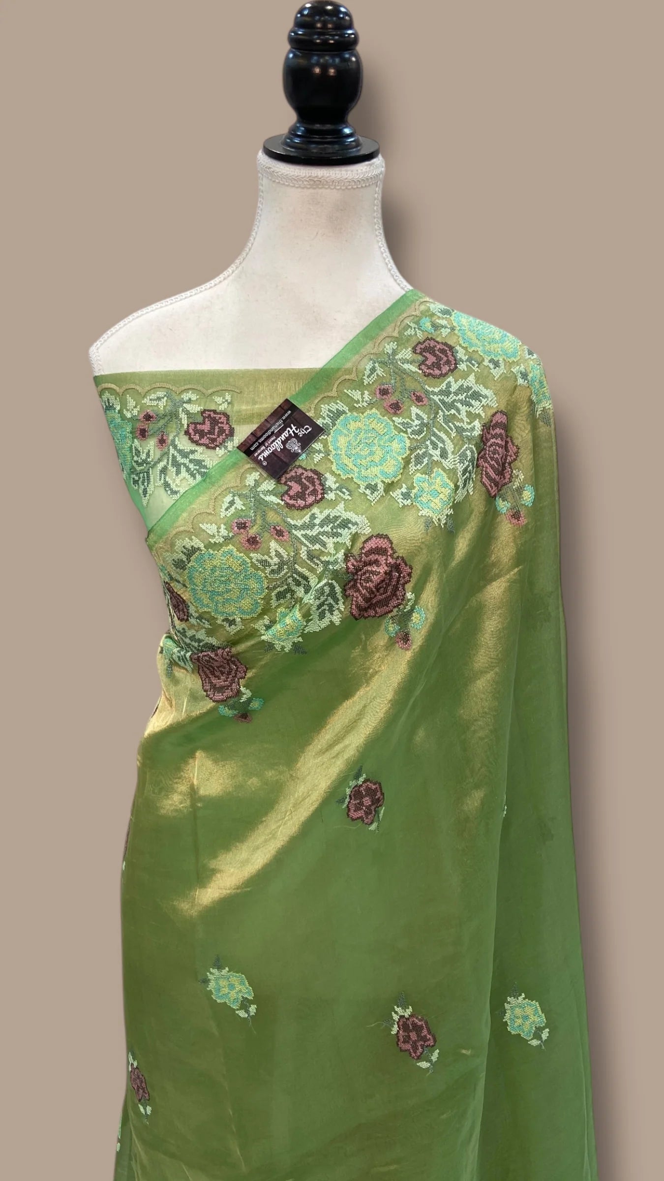 Pure Tissue Handloom Banarasi Saree With Chikankari
